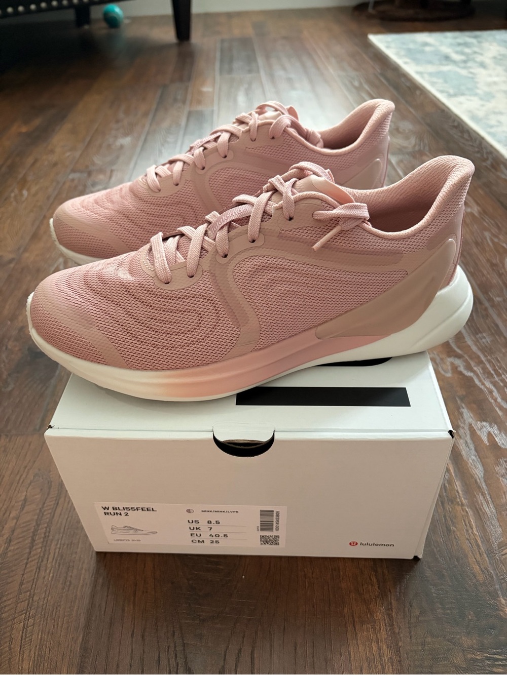 lululemon athletica Women’s Dusty Rose Mesh Running Sneakers